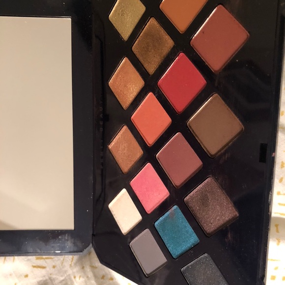 Moroccan Spice Fenty Beauty Eyeshadow Palette - Picture 1 of 3